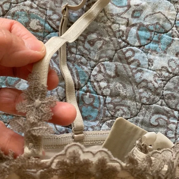 NWOT Wolford Underwire Bra 32B
